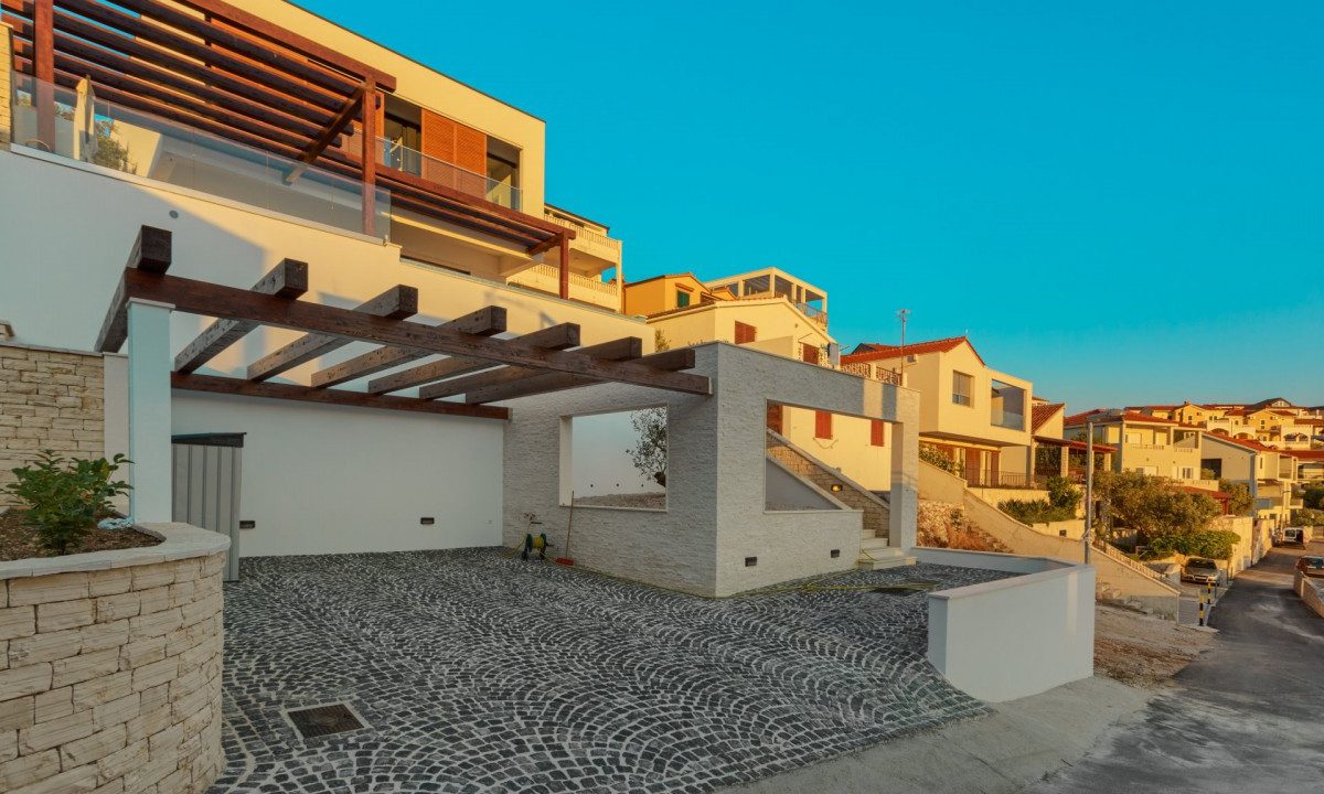 Designer-Villa-am-Meer_16-1200x800